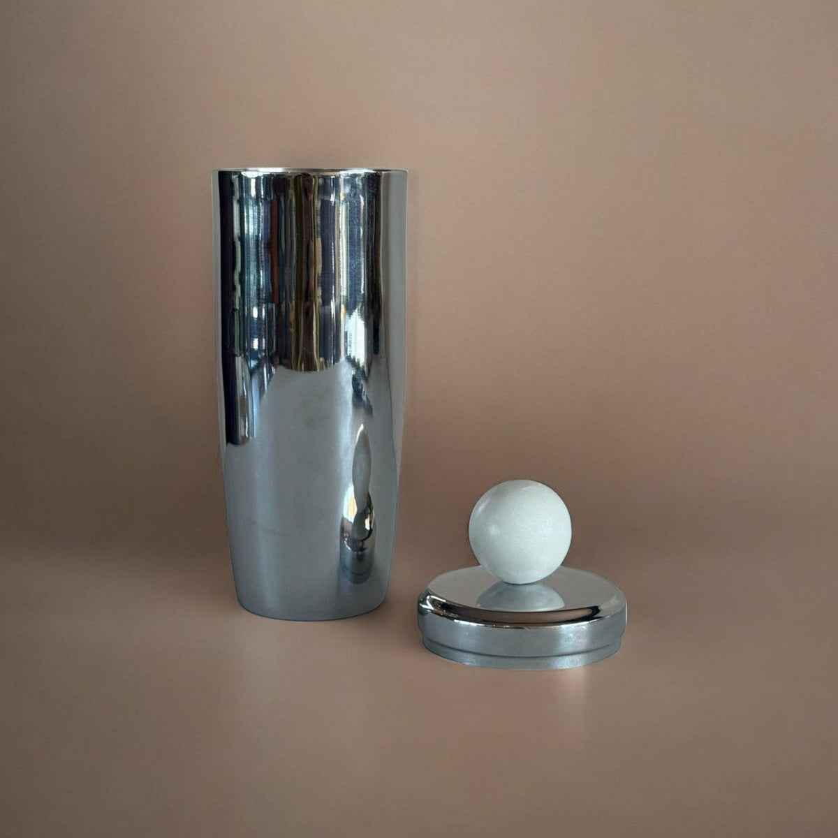 Inara Shaker by MESO