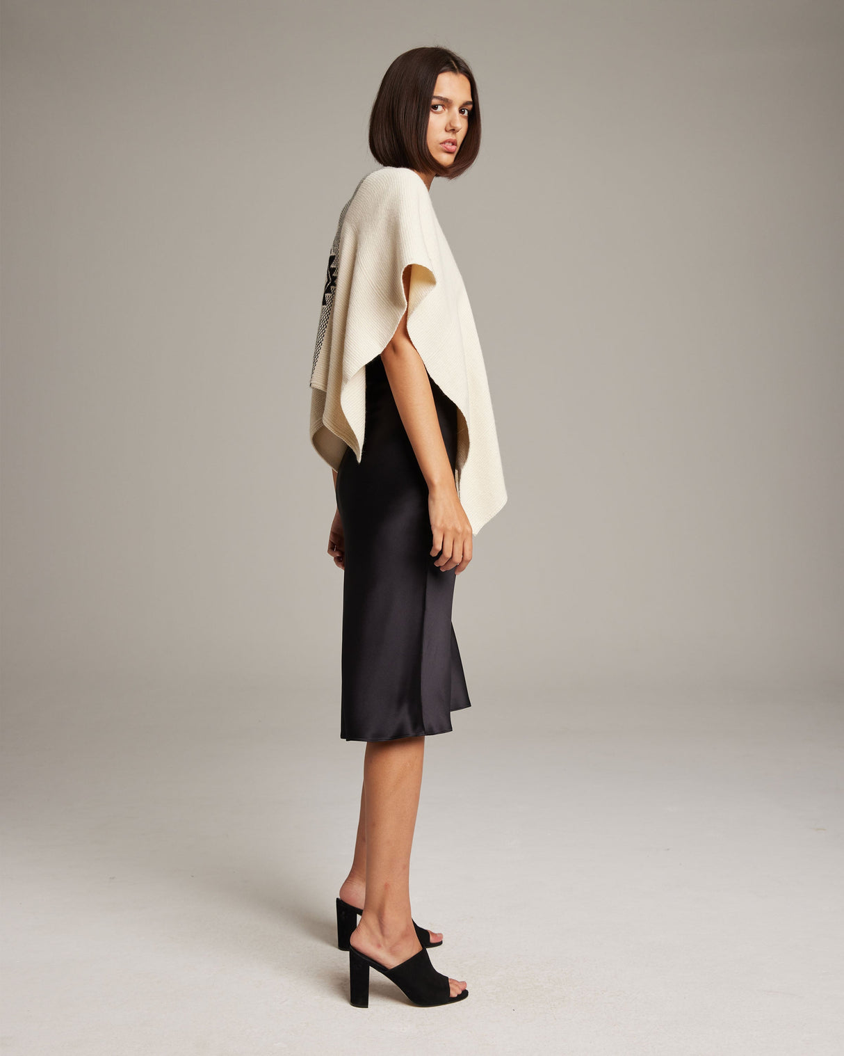 Manta Estrella in Cotton - Sumiye Co