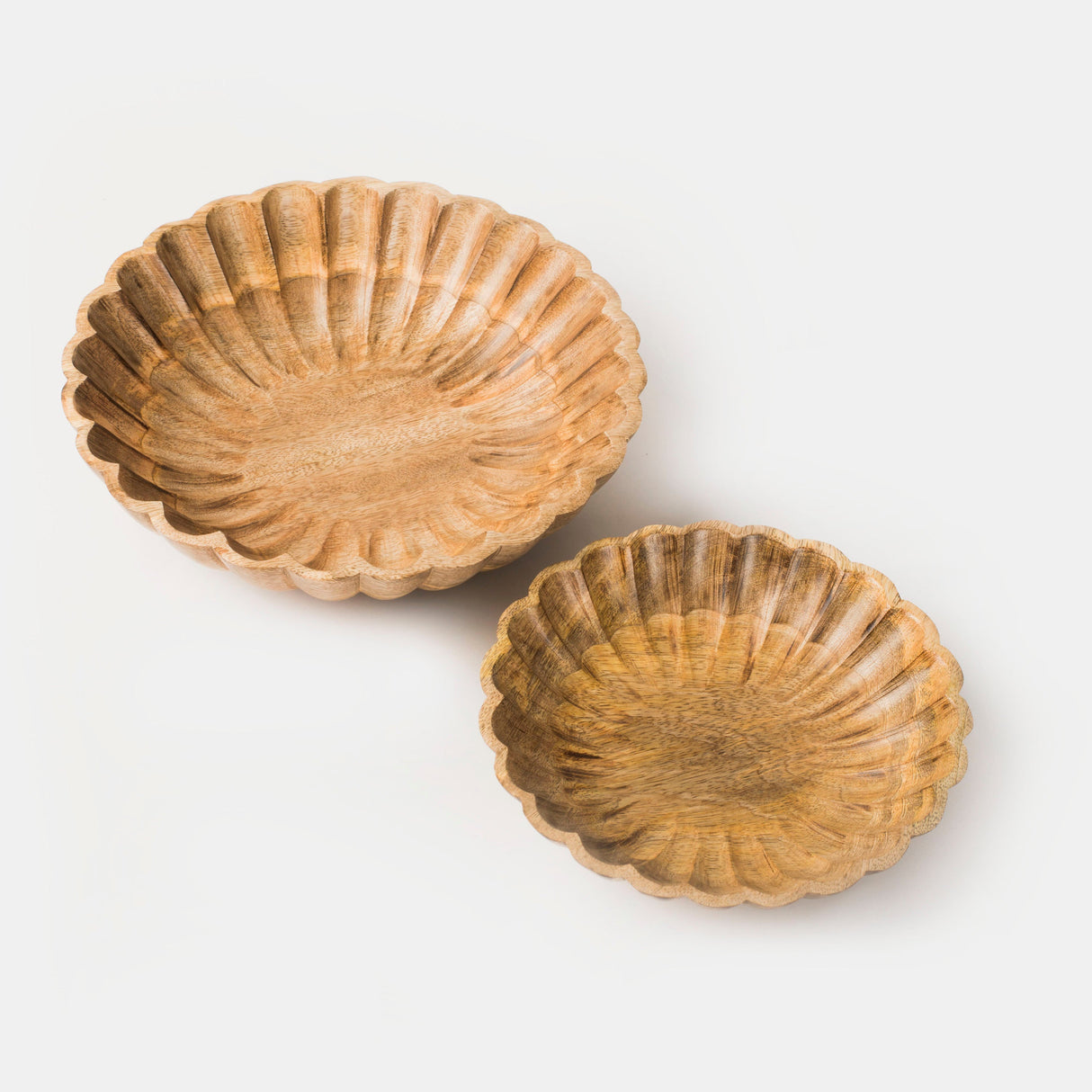 Scallop Serenity Bowls - Natural - Sumiye Co