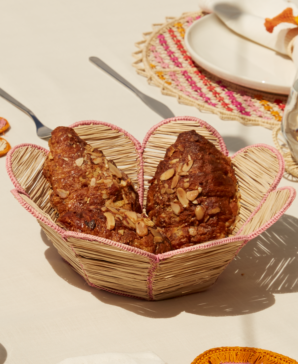 Flower Woven Bread Basket - Pink Trim