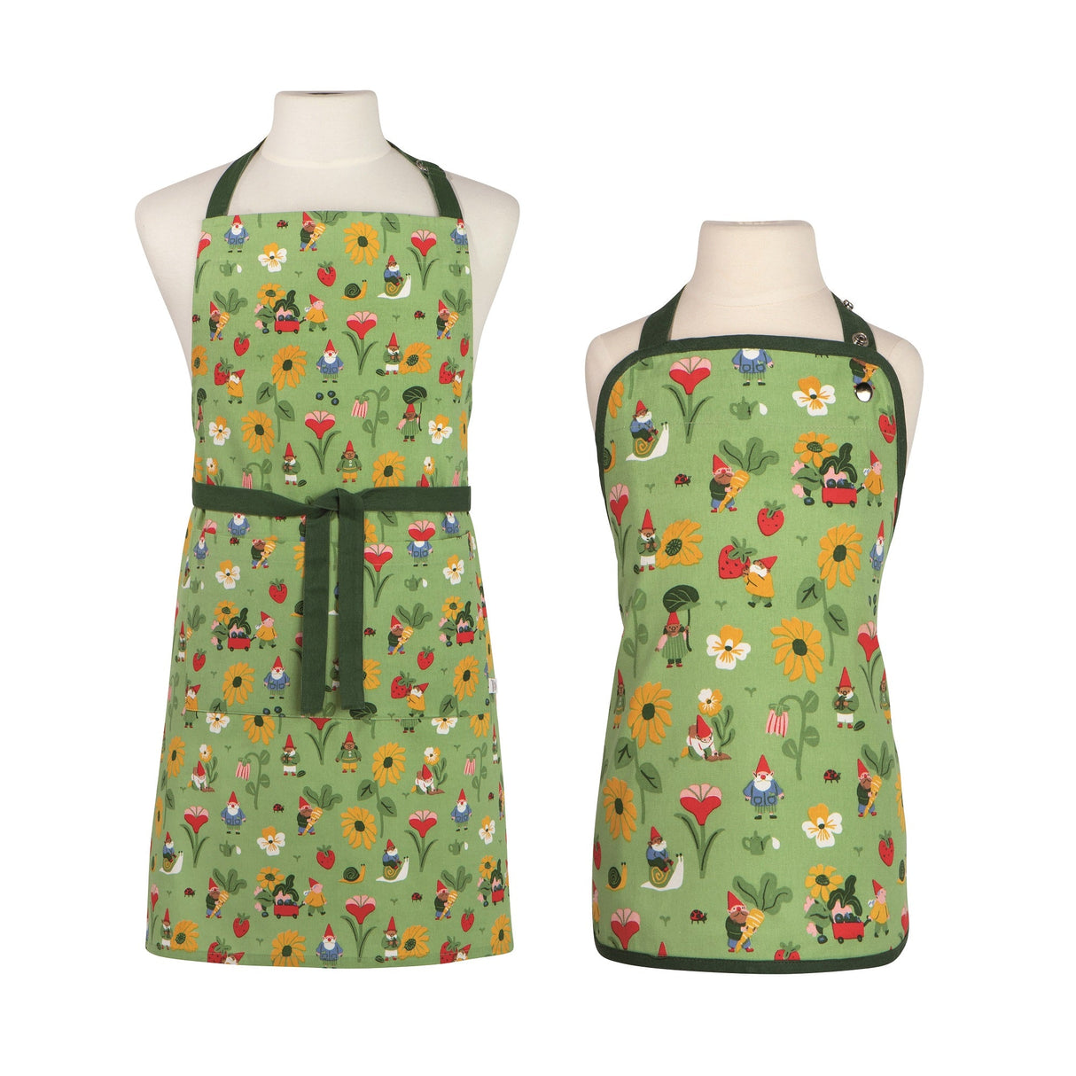 Set of 2 Mom and Kid Apron Set, Gnome Grown