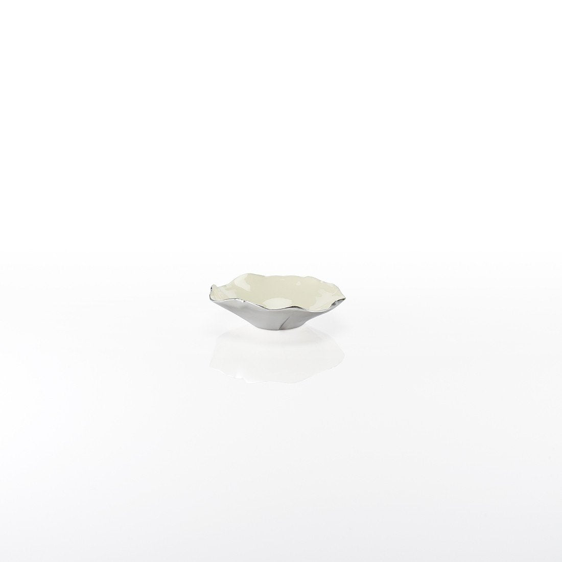 Ruffled Bowl Oyster