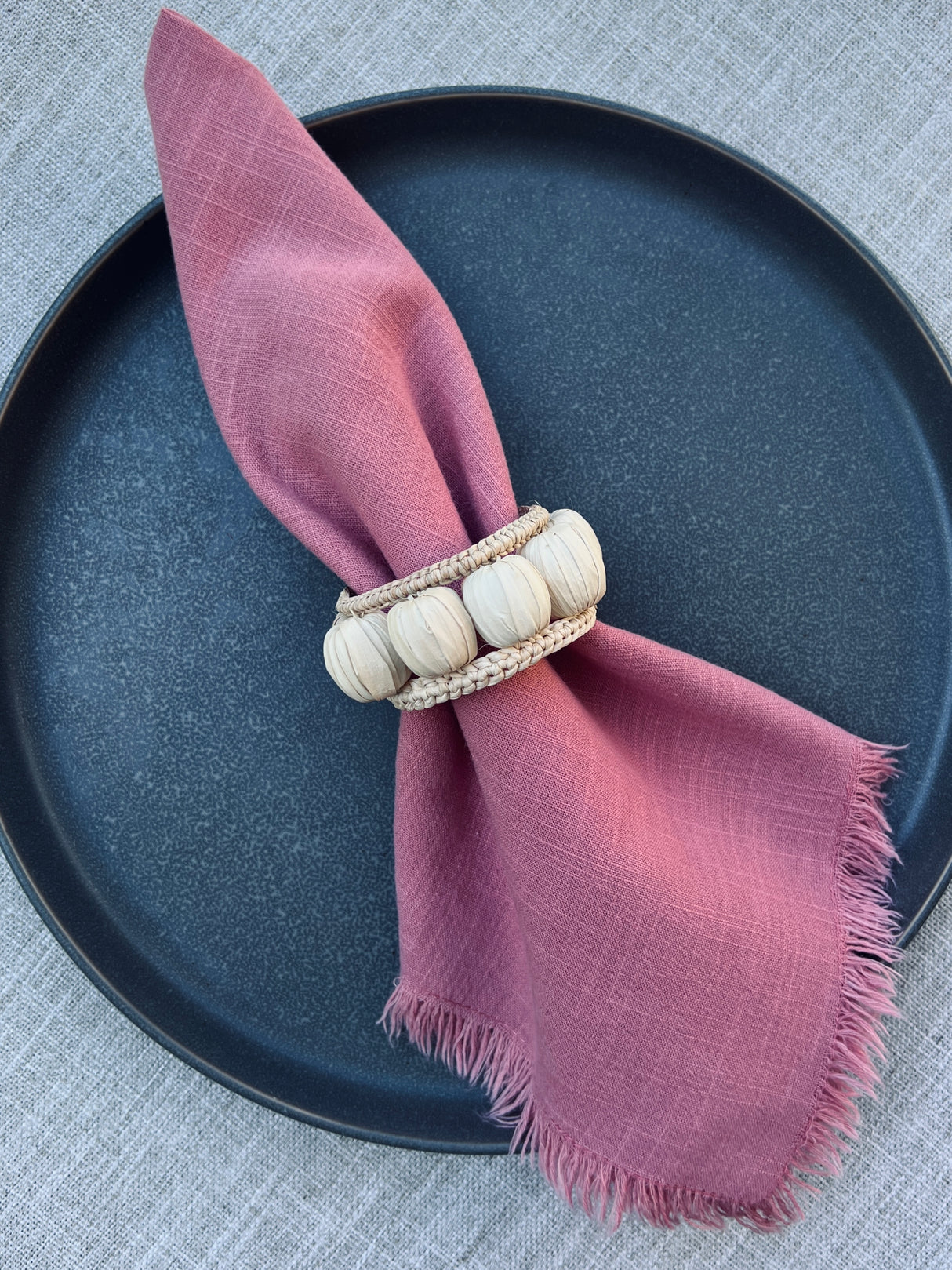 Woven Beads Napkin Ring – Table Decor Colombia - Sumiye Co