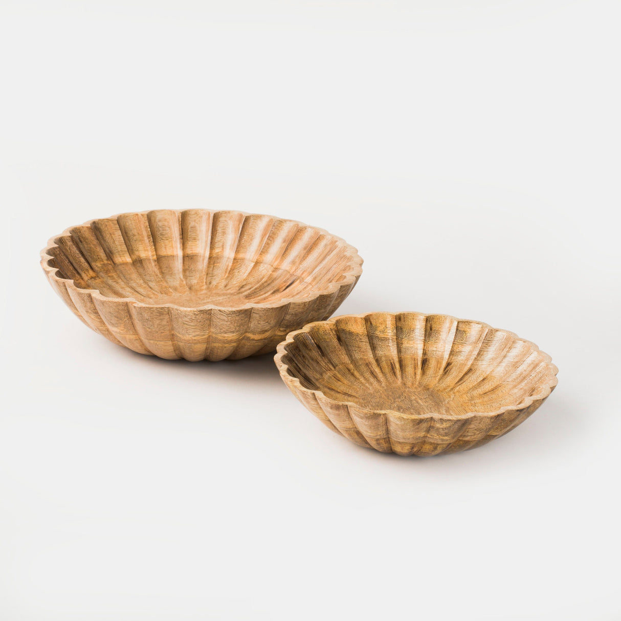 Scallop Serenity Bowls - Natural - Sumiye Co