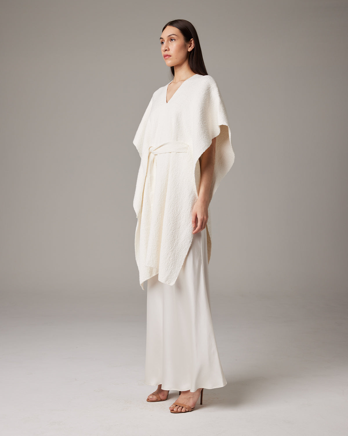 Textured Cotton Solid Kaftan - Sumiye Co