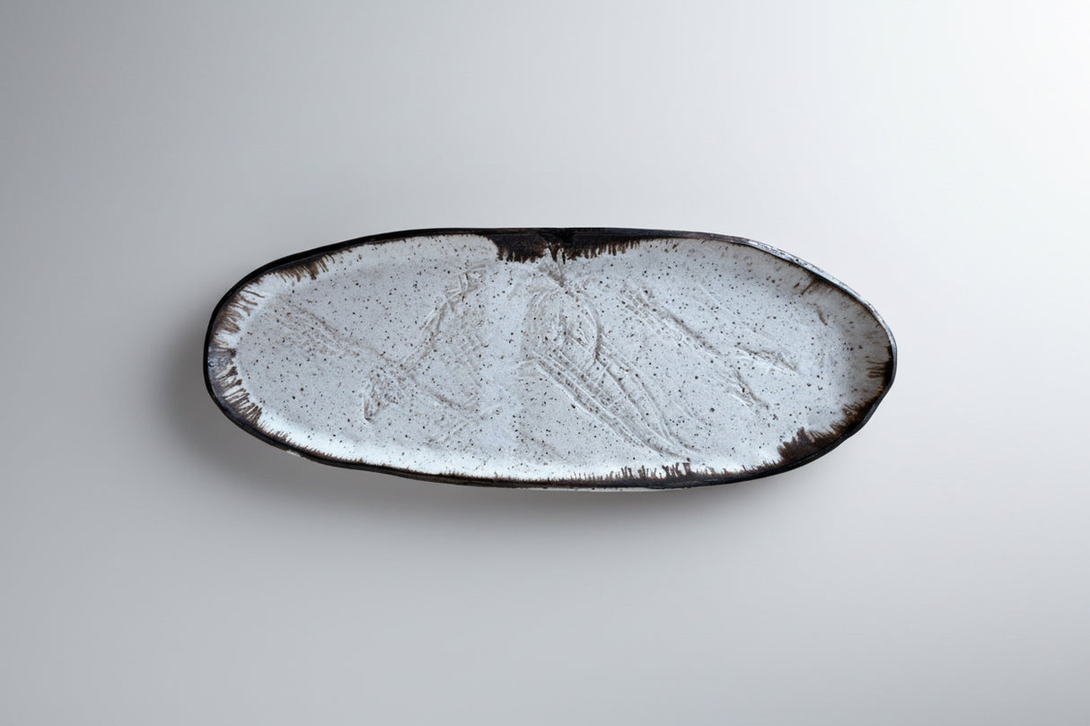 Luna Large Oval Trays | Farmhouse Style Stoneware Clay - Sumiye Co