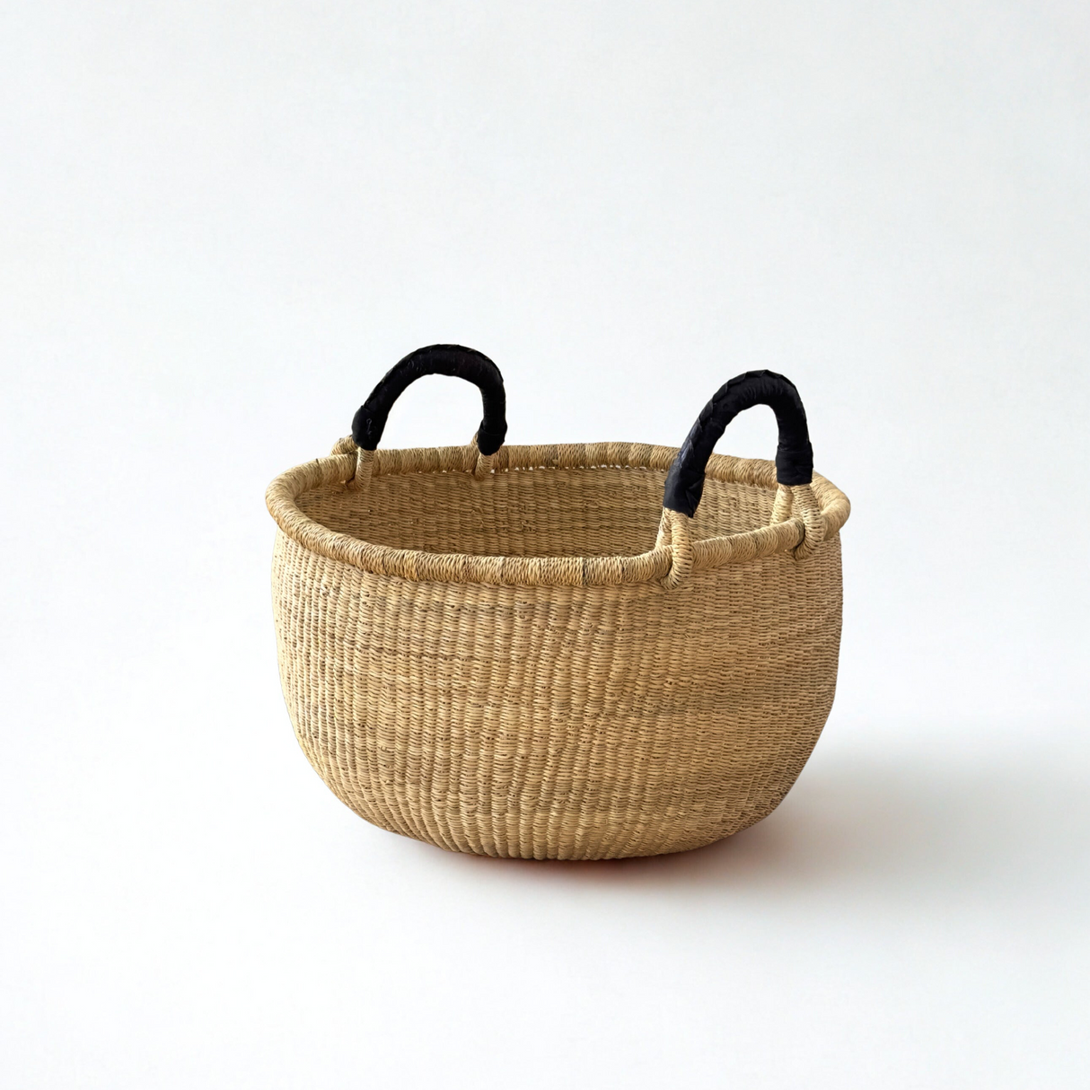 Handwoven Natural Bolga Basket - Large Round