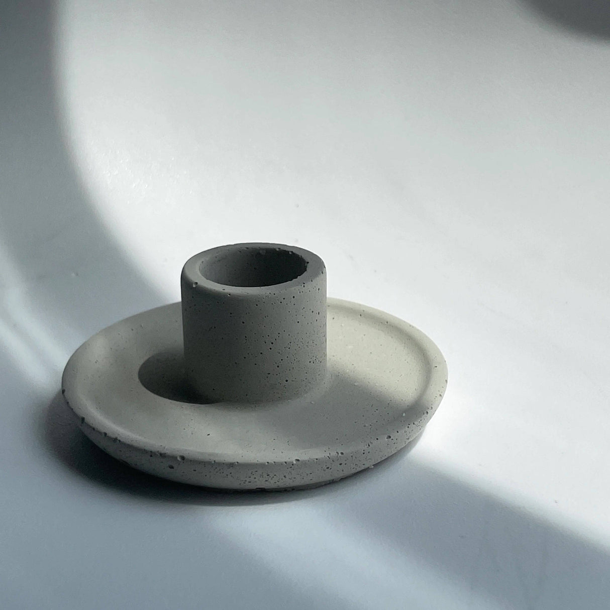 Concrete Candle Holder - Sumiye Co