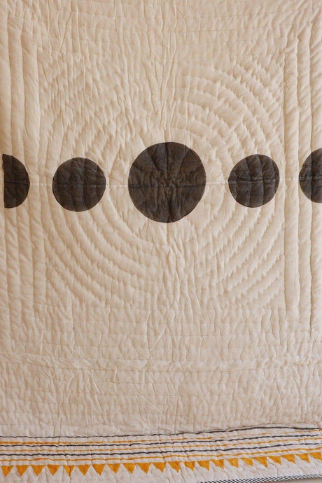New Moon Quilt (Reverse) - Sumiye Co