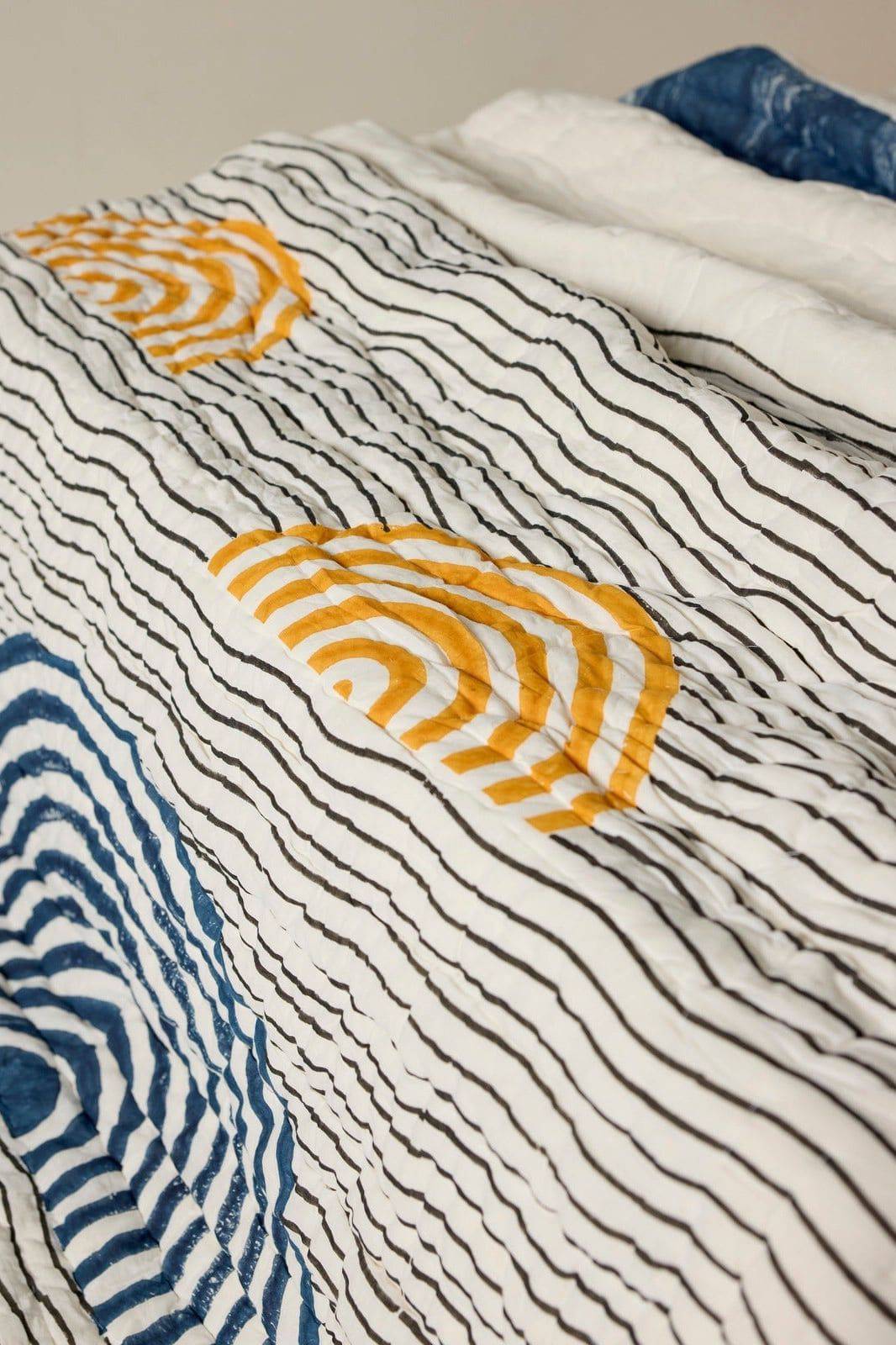 Spiral Sunset Quilt (Reversible) | Artisanal Handmade Bedding Sets - Sumiye Co