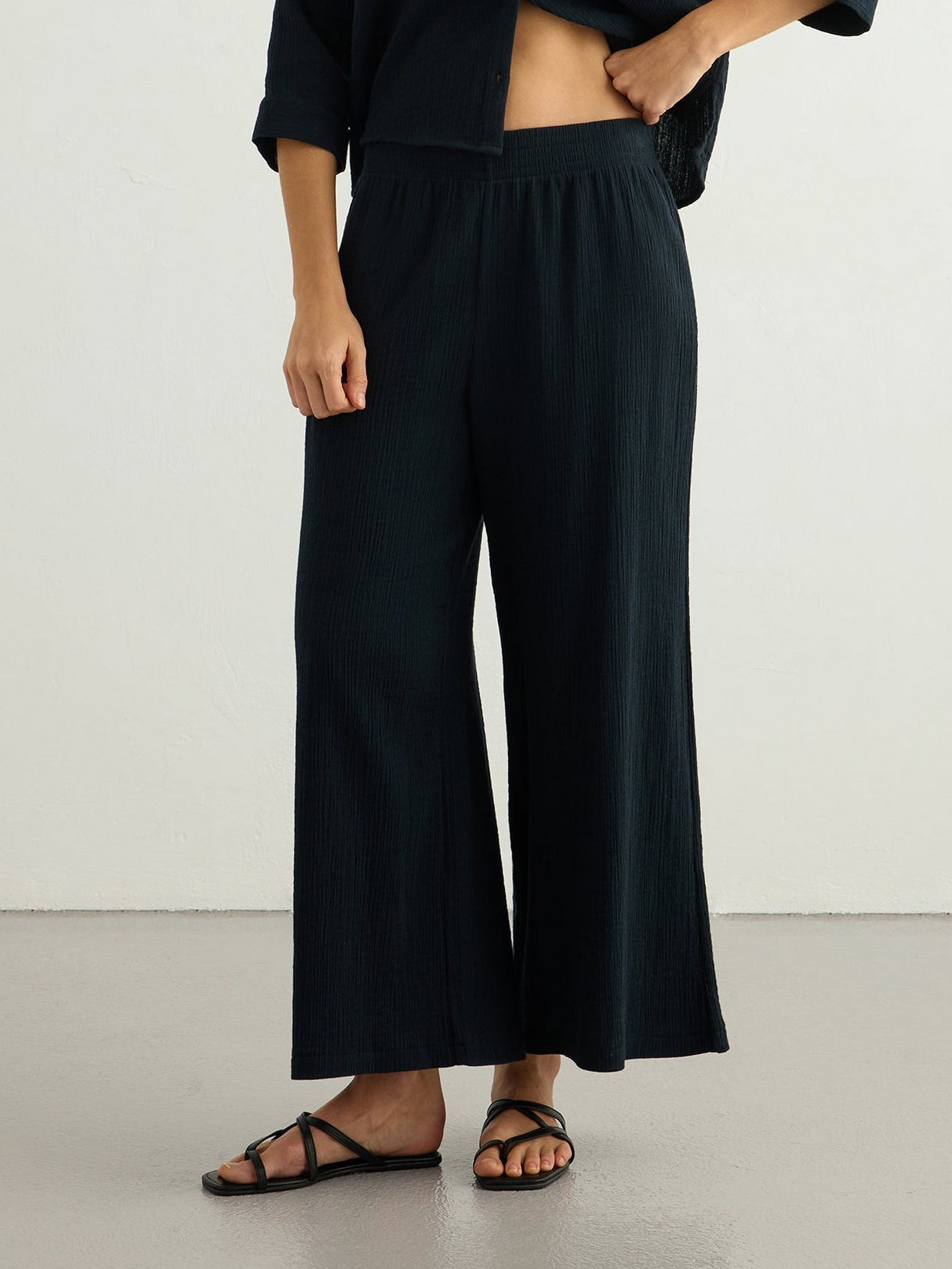 Aura Palazzo Pants - Black - Sumiye Co