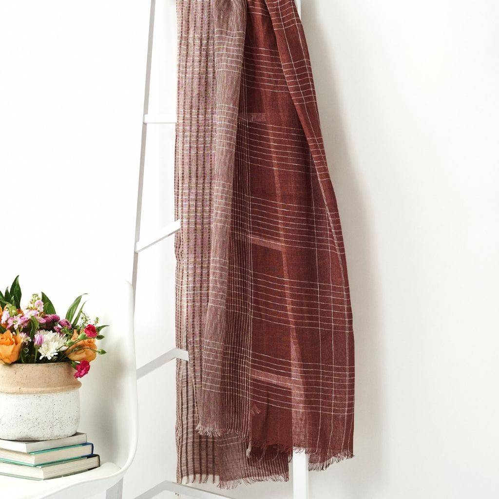 Auro Cinnabar Handwoven Linen Scarf - Sumiye Co