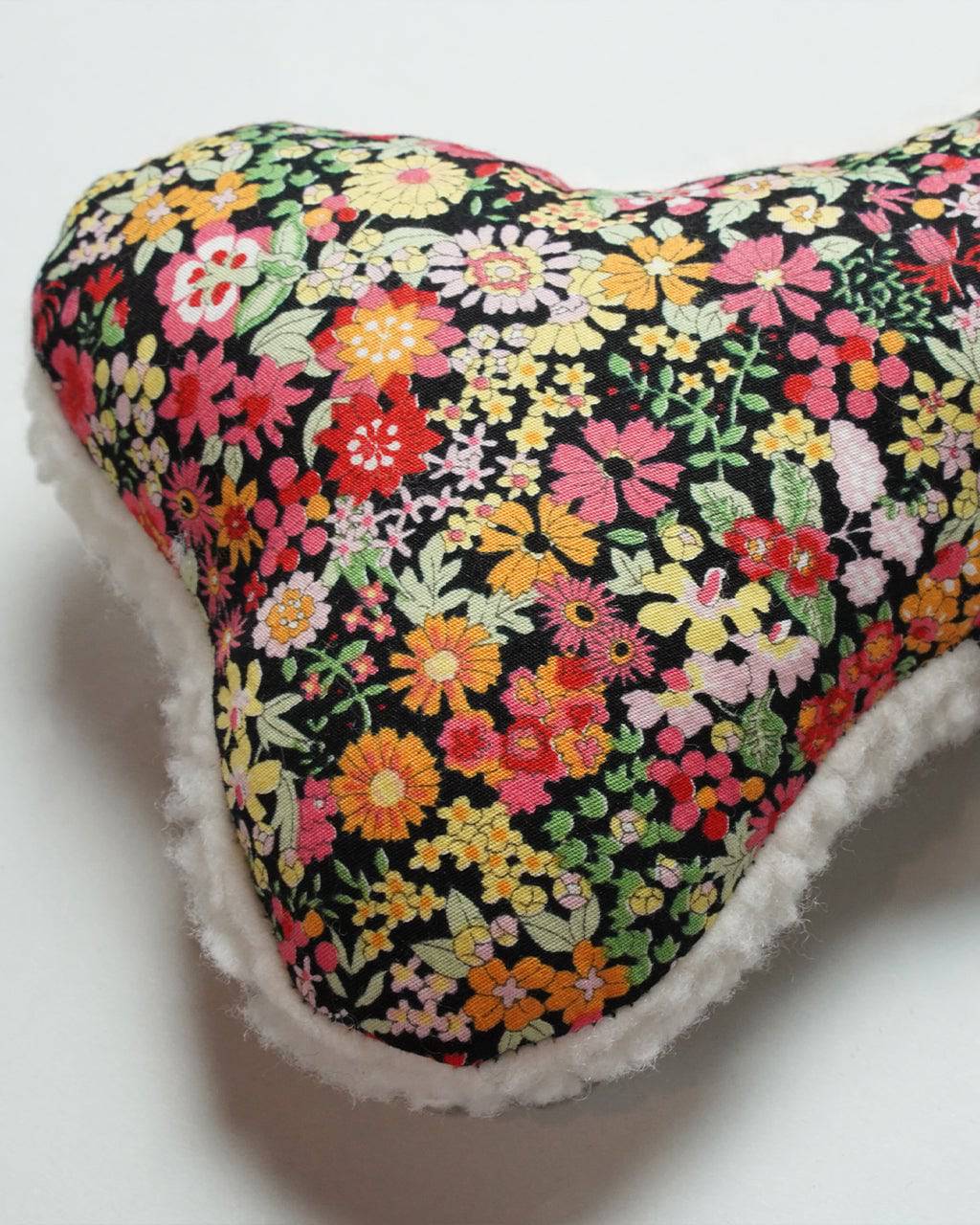 Pet Toy Lavender Zenbone - Sumiye Co