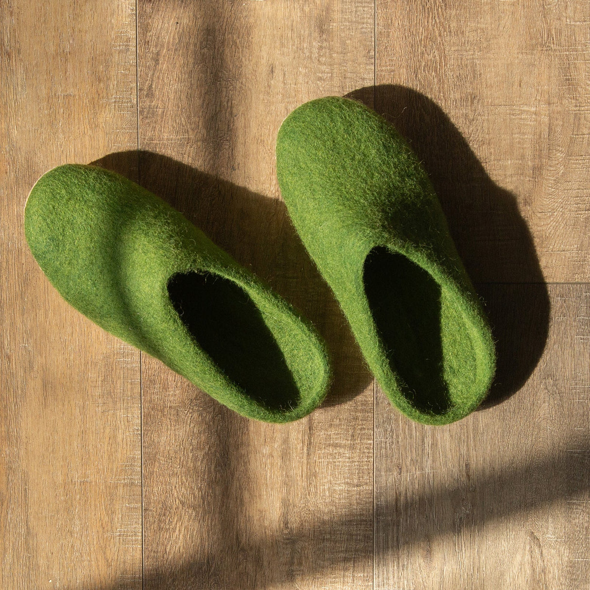 Forest Green | Luxury Organic Merino Wool Slippers - Sumiye Co