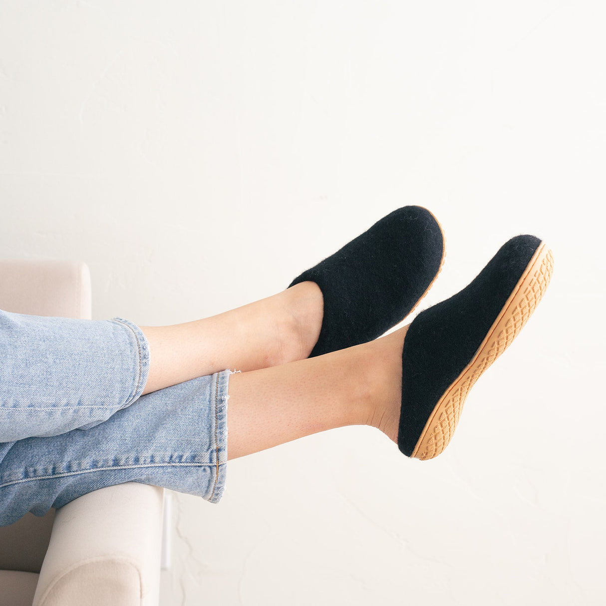 Night Black | Luxury Organic Merino Wool Slippers - Sumiye Co