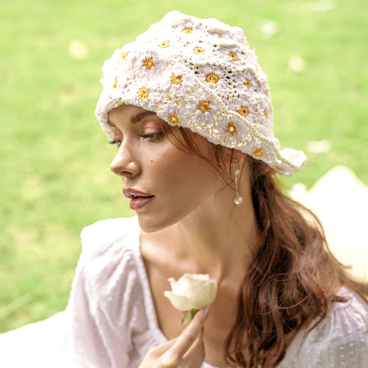 FLORA Crochet Hat, in Off White - Sumiye Co