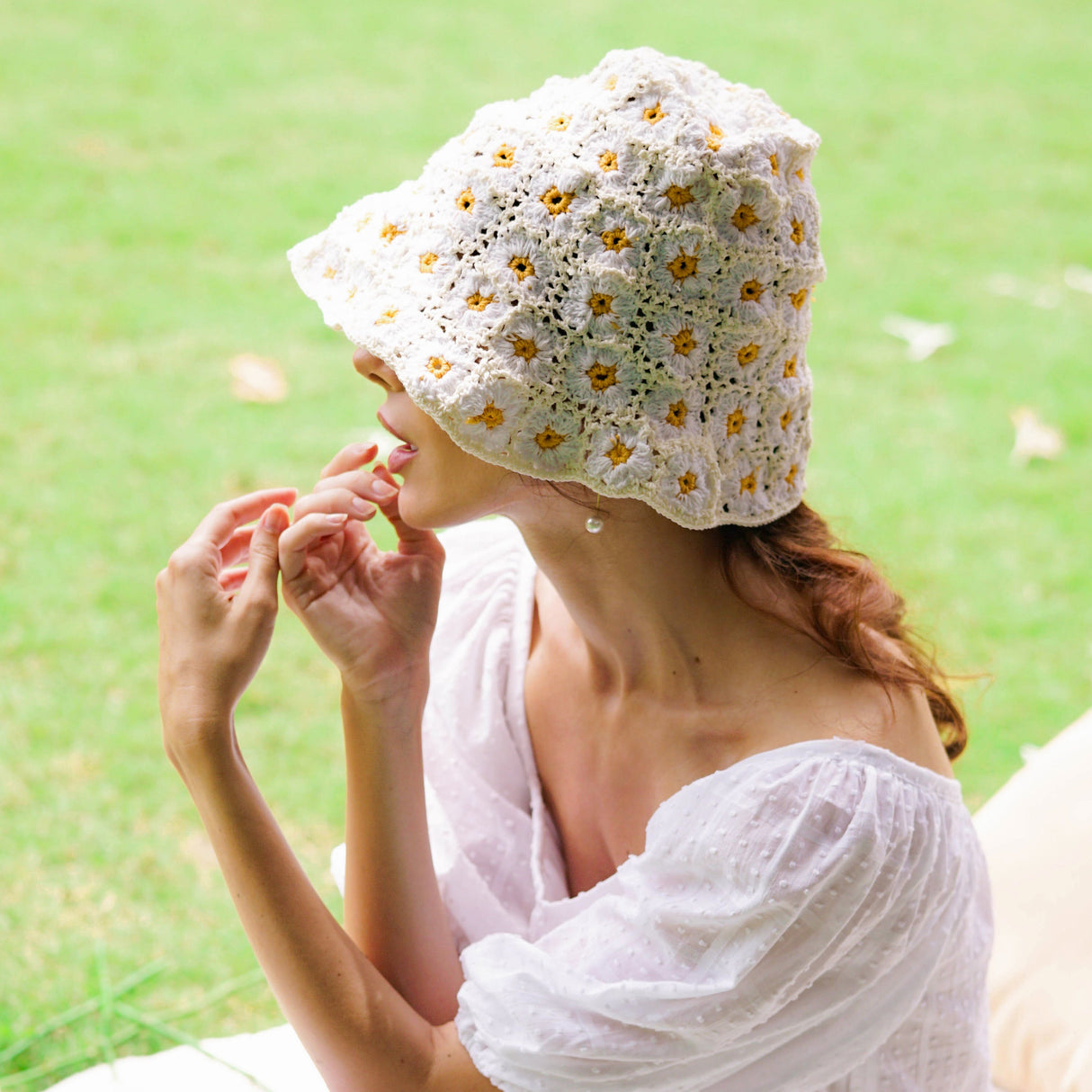 FLORA Crochet Hat, in Off White - Sumiye Co