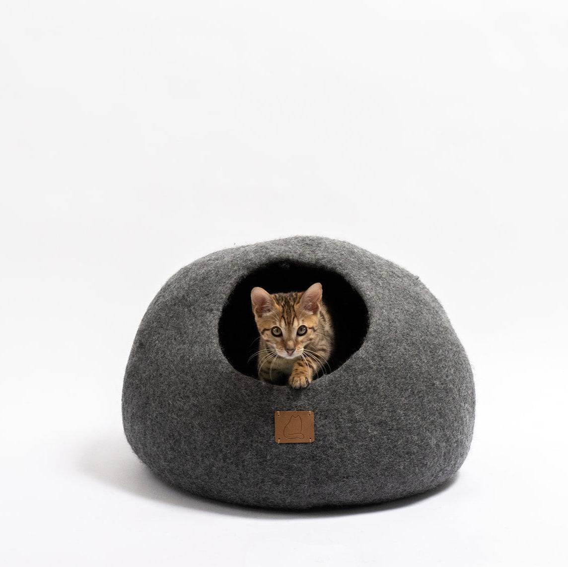 Premium Felted Wool Cat Cave Bed - Stone Gray - Sumiye Co