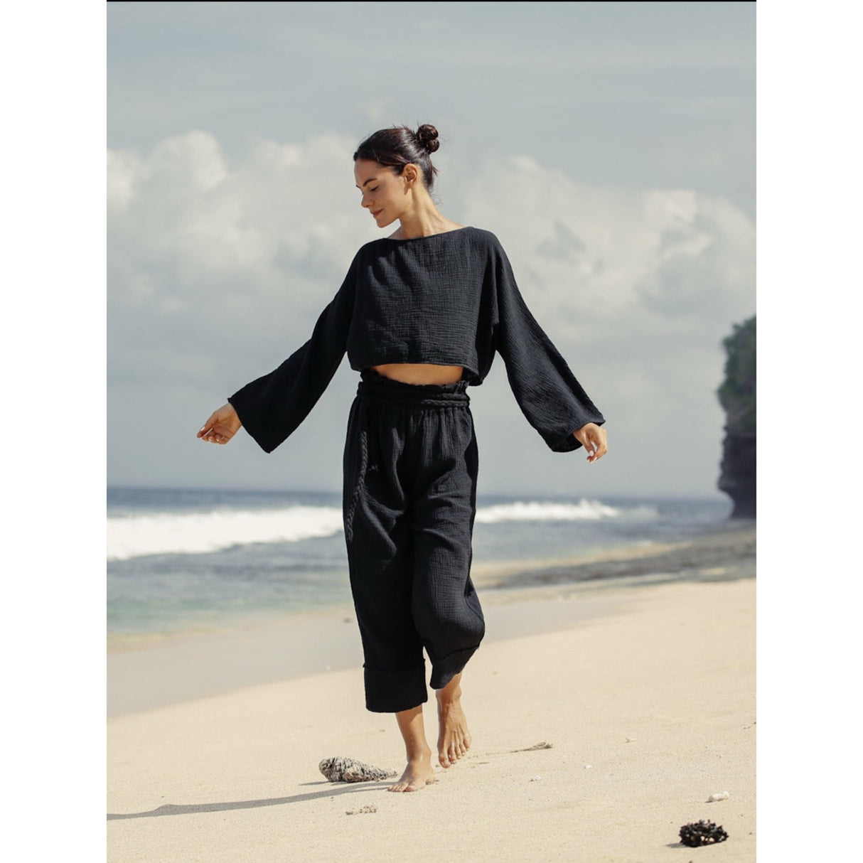 Paloma Paper Bag Pants - Black - Sumiye Co