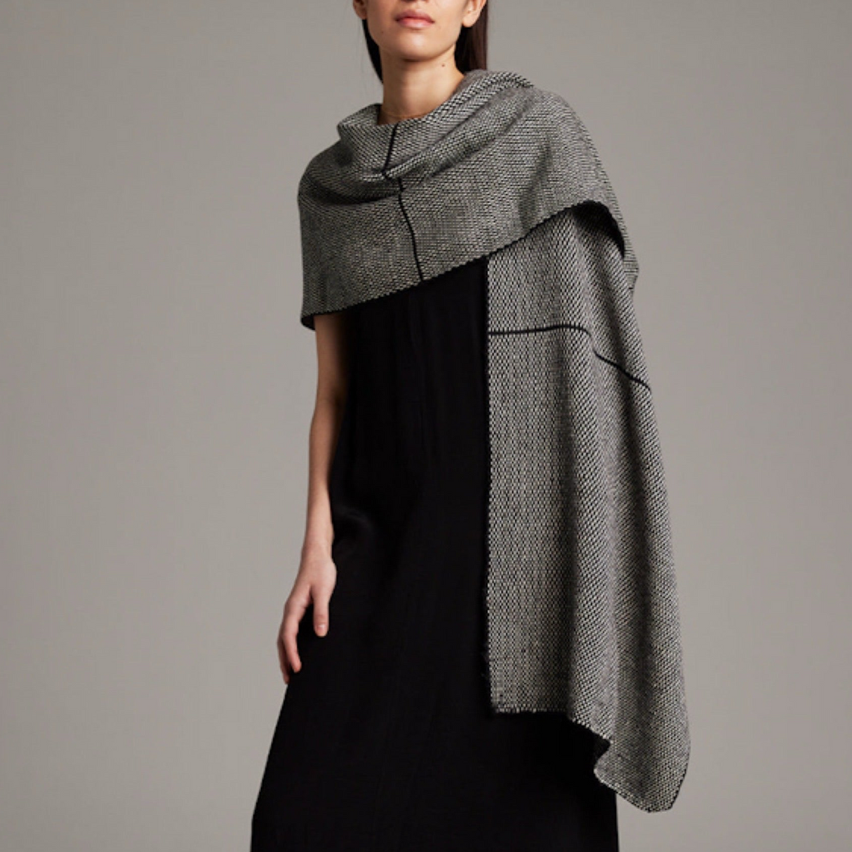 Lineas Shawl in Baby Alpaca - Sumiye Co