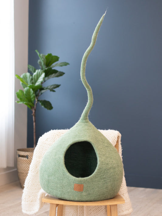 Deluxe Handcrafted Felt Cat Cave With Tail - Eucalyptus Green