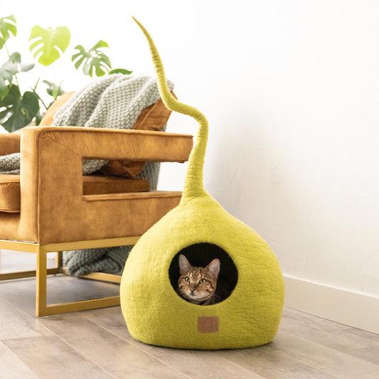 Deluxe Handcrafted Felt Cat Cave With Tail - Citrus Green