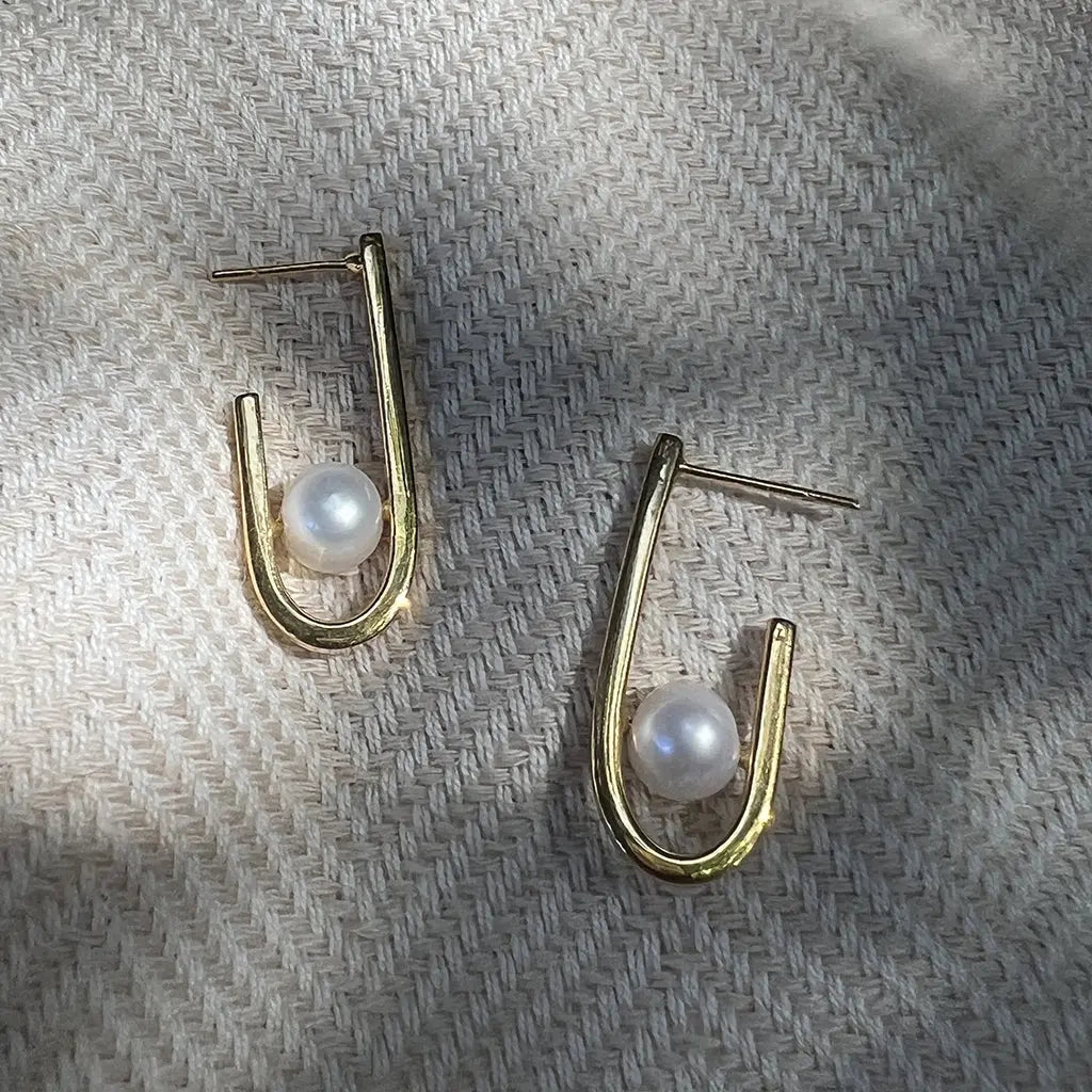 J Hoop Freshwater Pearl Earrings-1