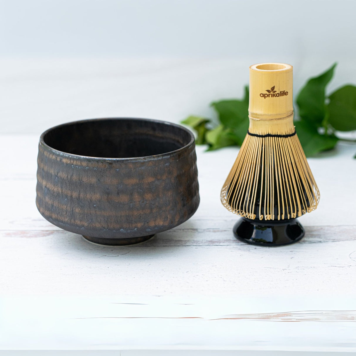 Kaneni Gold Crystal Ceramic Matcha Bowl