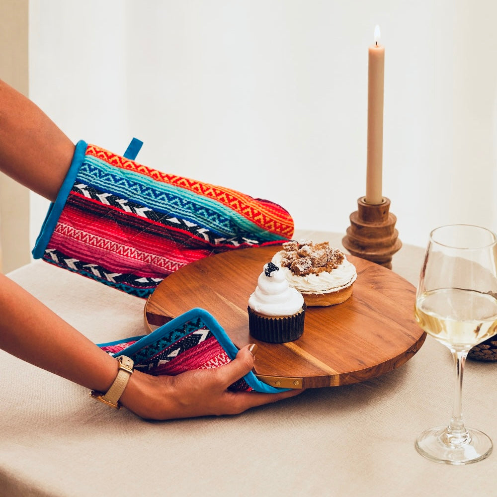 Multi Arrow Oven Mitts & Pot Holder Set - Sumiye Co