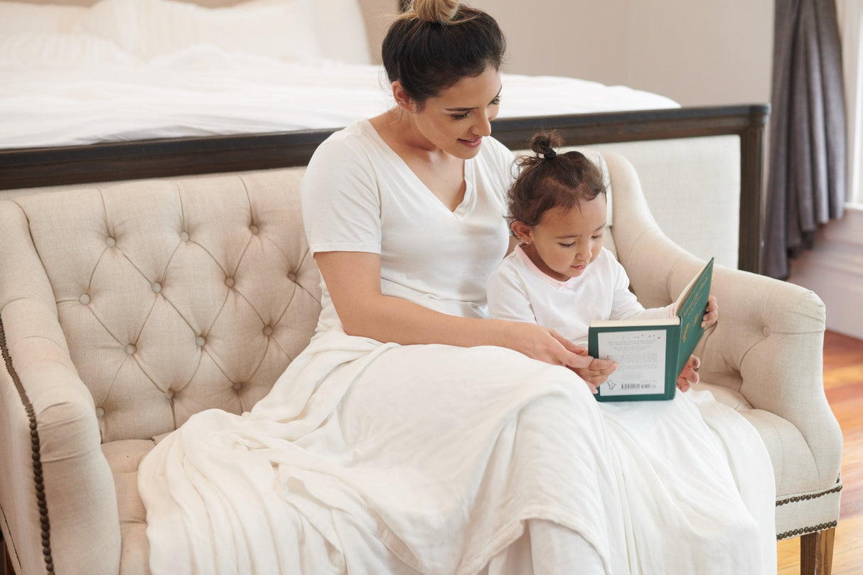 Pristine White Oversized King Luxury Bamboo Muslin Bed Blanket-2
