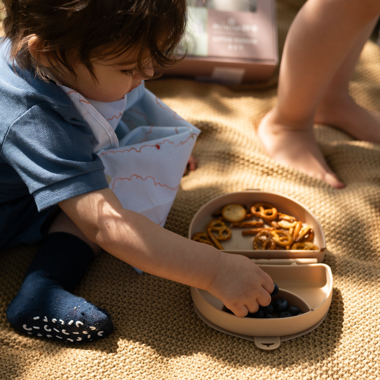 Sili Mini Go: Silicone Travel Meal Set - Golden Boost - Sumiye Co
