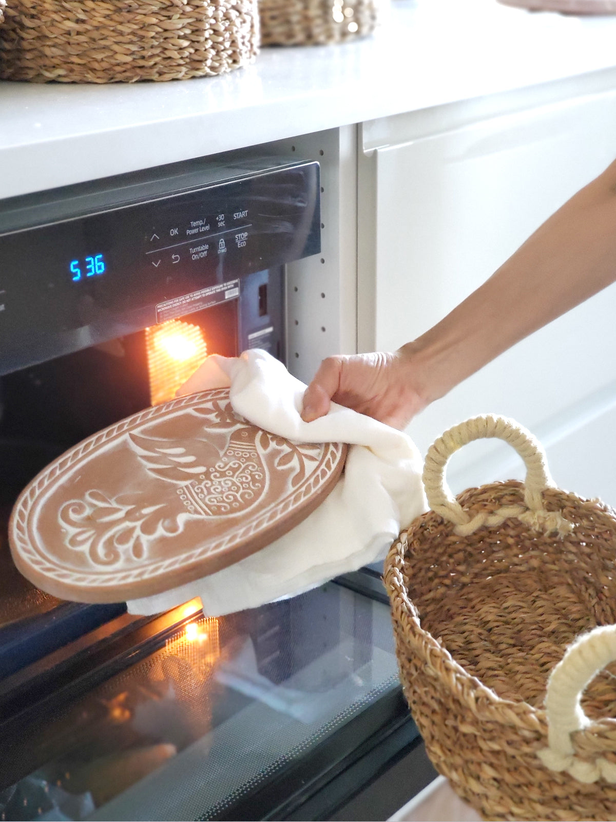 Bread Warmer & Basket Gift Set with Tea Towel - Bird Oval-3