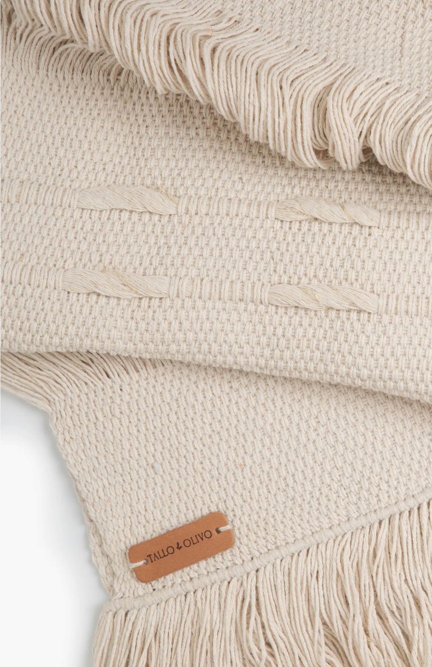 White Thread Table Runner | Colombia - Sumiye Co