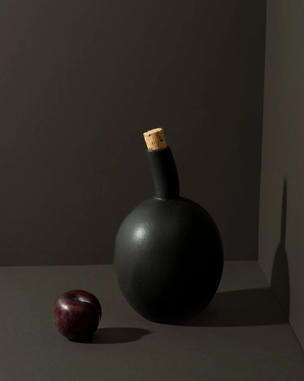 Stoneware Olive Oil Dispenser - Zitouna 34 oz - Sumiye Co
