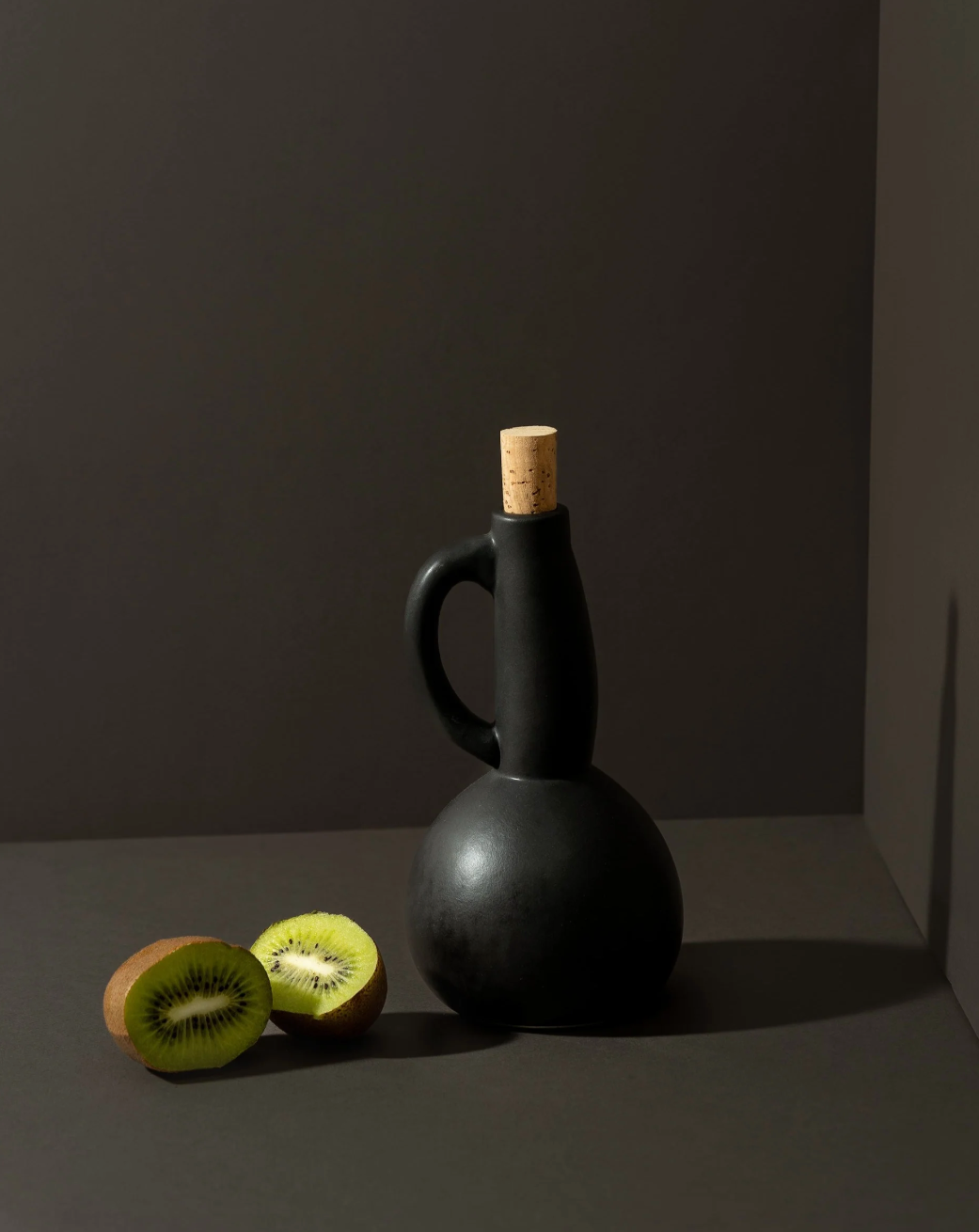 Stoneware Olive Oil Dispenser - Dadasi 15 oz - Sumiye Co