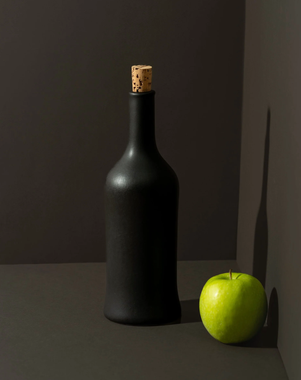 Stoneware Olive Oil Dispenser - Brutto 21 oz - Sumiye Co