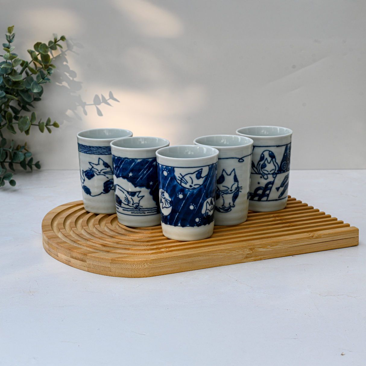 Set of 5 Adorable Cat Tea Cups, Blue & White Mino-Ware, 180ml (6oz.) - Sumiye Co