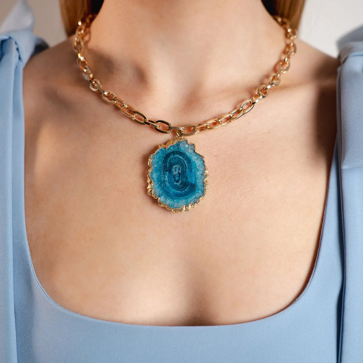 Statement Necklace with Natural Agate Phoebe`s