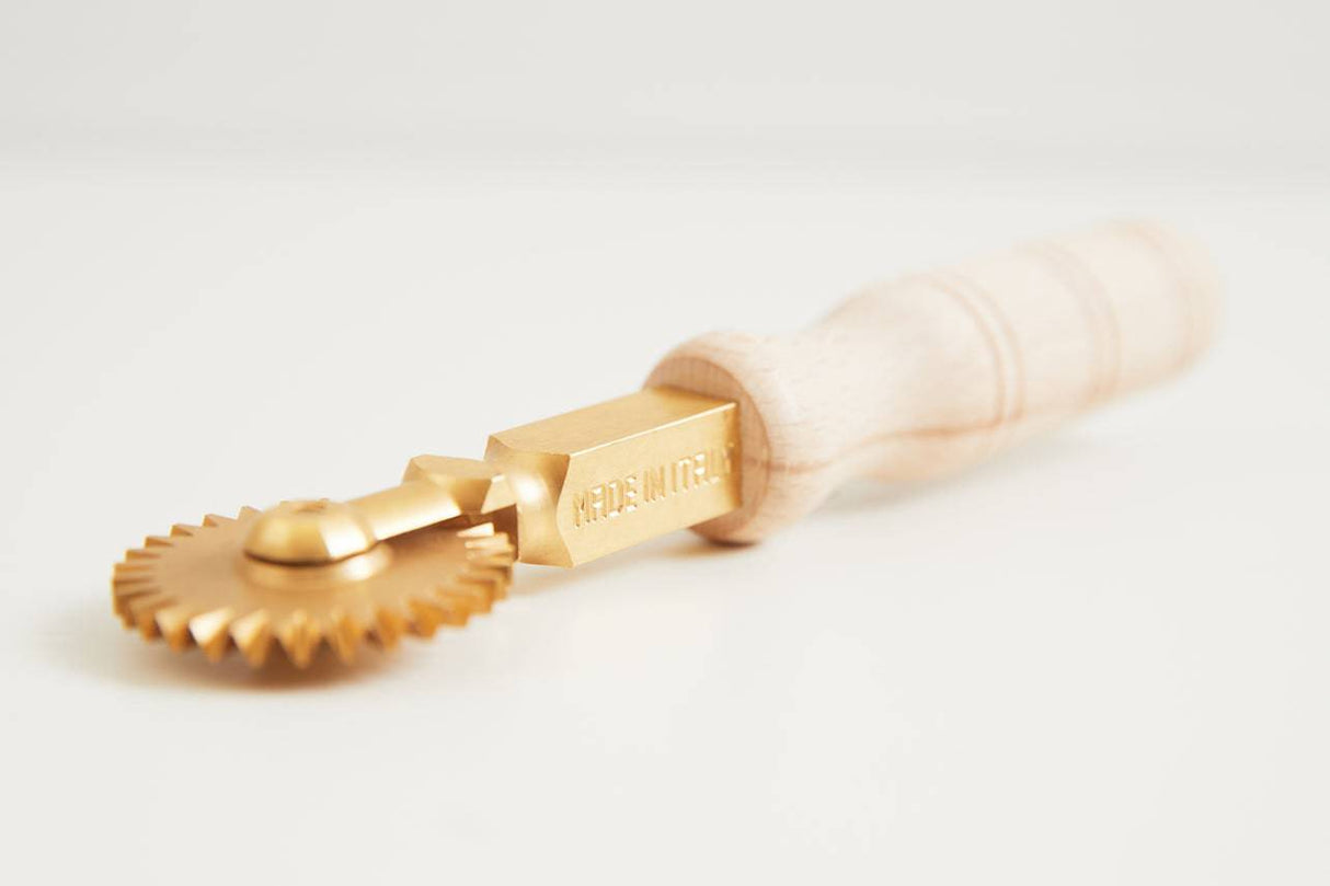 Fluted Pasta Cutter - Sumiye Co