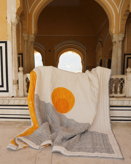 New Moon Quilt - Sumiye Co