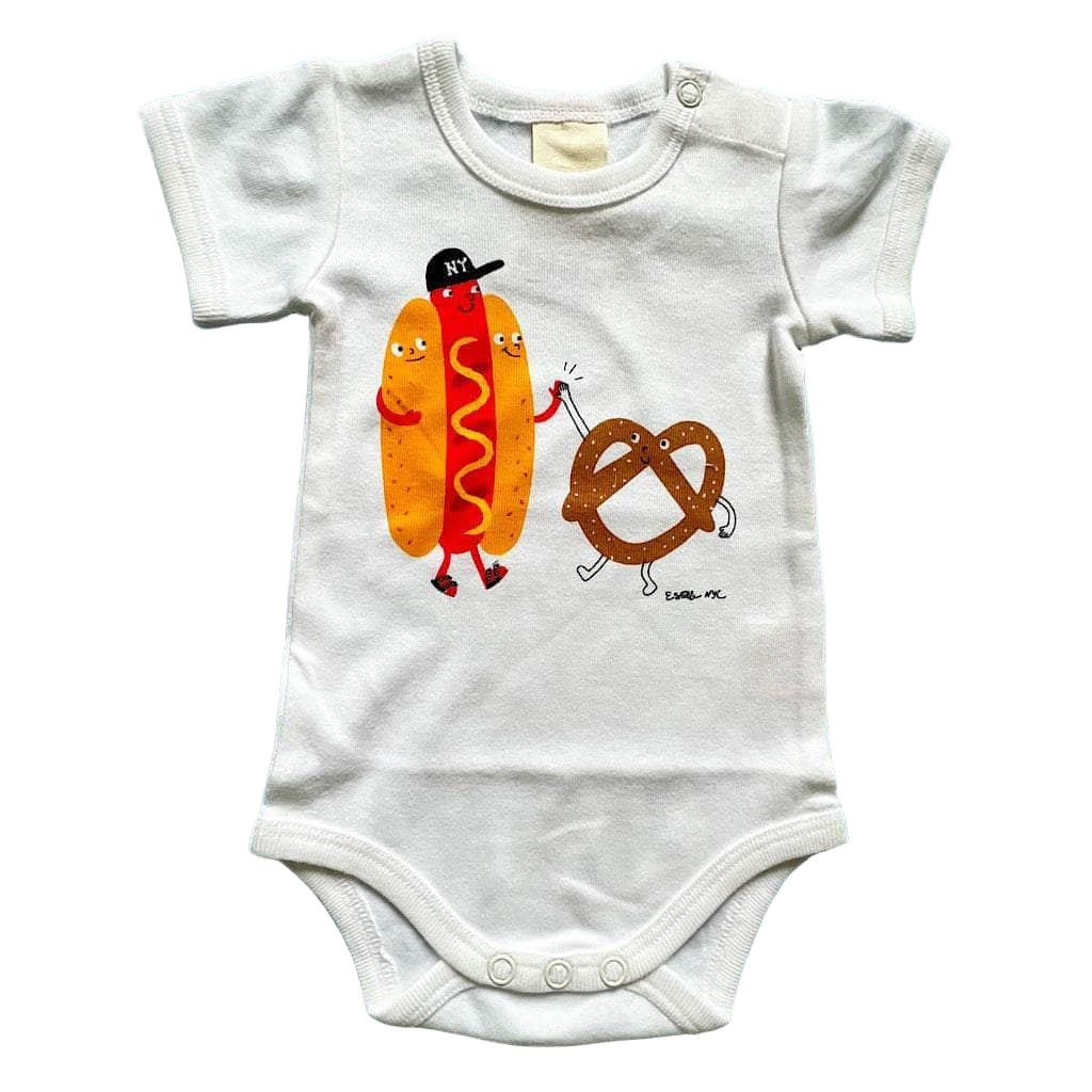 Organic Baby Gift Set, NYC Bundle of 9 by Estella - Sumiye Co