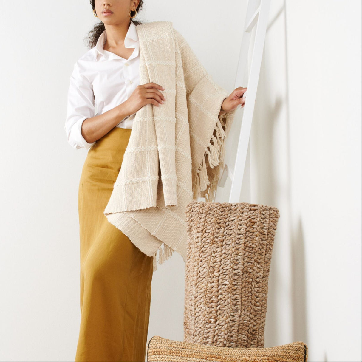 Sea Shell White Textured Checks Handloom Throw - Sumiye Co