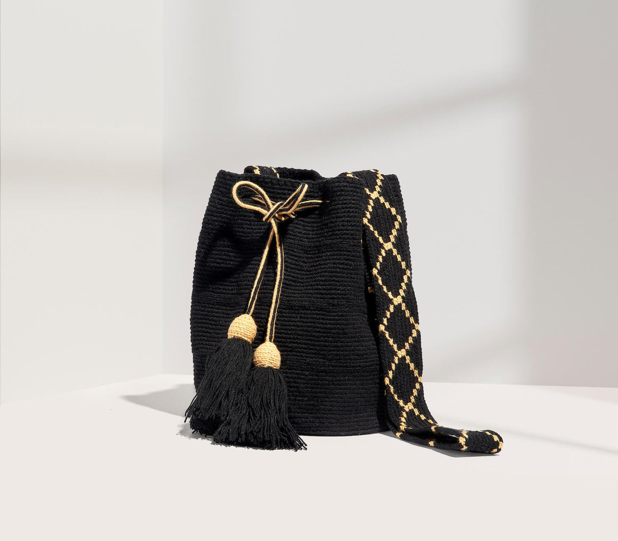 Noche Wayúu Mochila | Bucket Bag