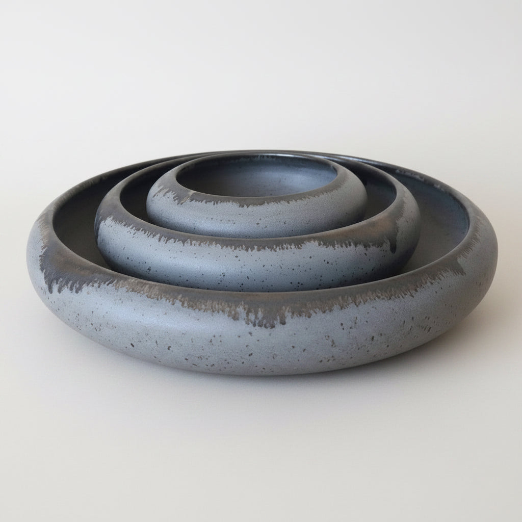 Luna Crescent Plates | Farmhouse Style Stoneware Clay - Sumiye Co