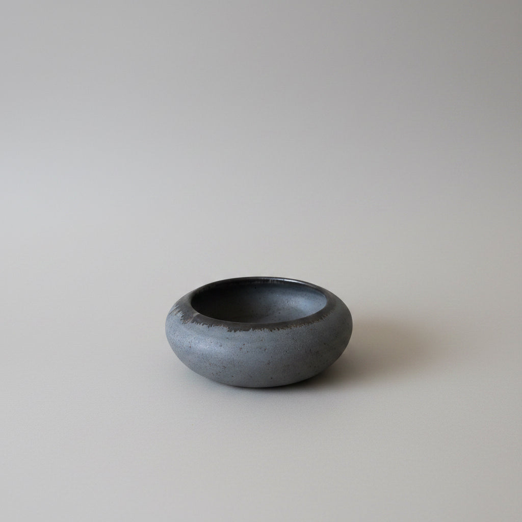 Luna Crescent Plates | Farmhouse Style Stoneware Clay - Sumiye Co