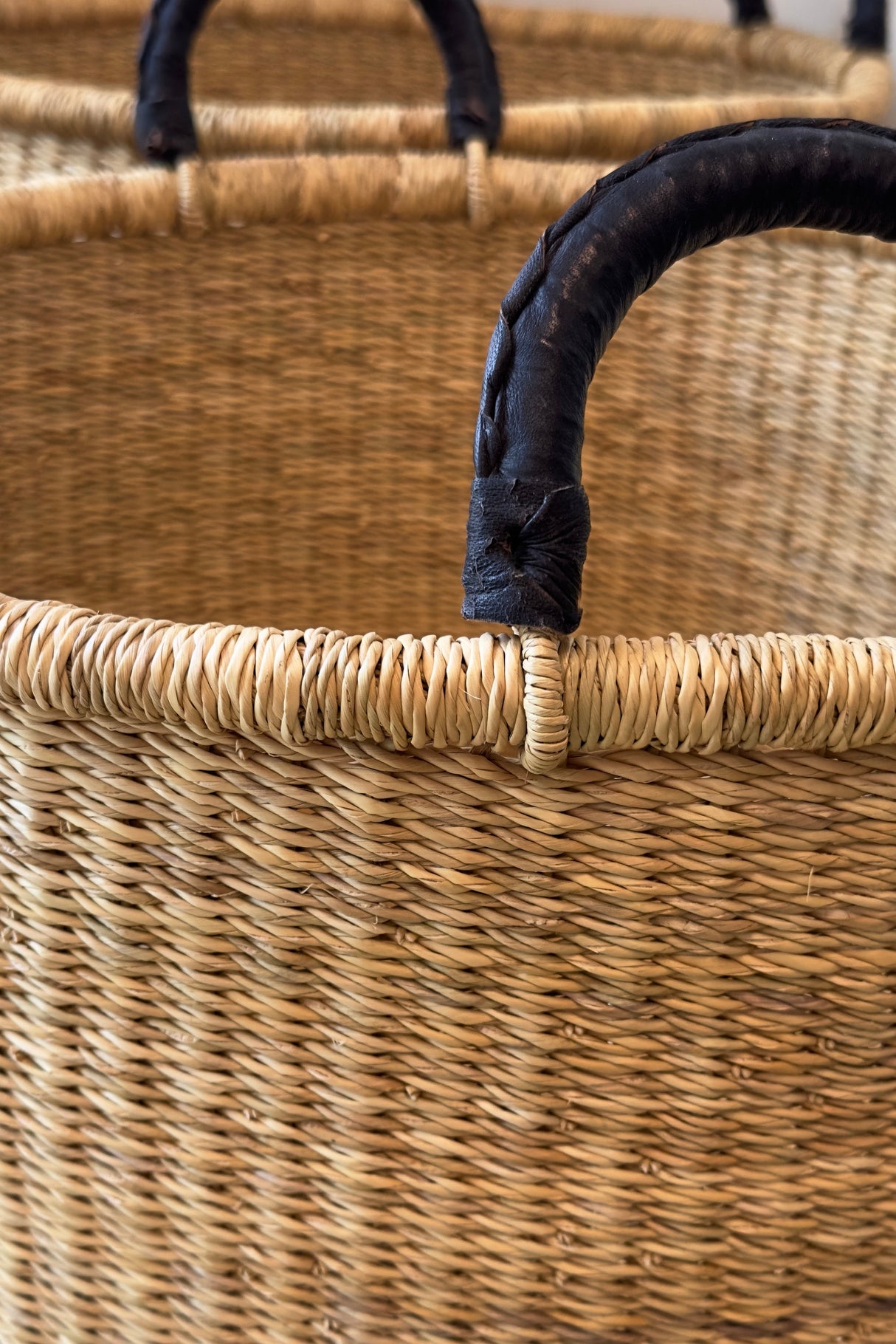 Handwoven Hamper with Leather Handles - Natural - Medium - Sumiye Co