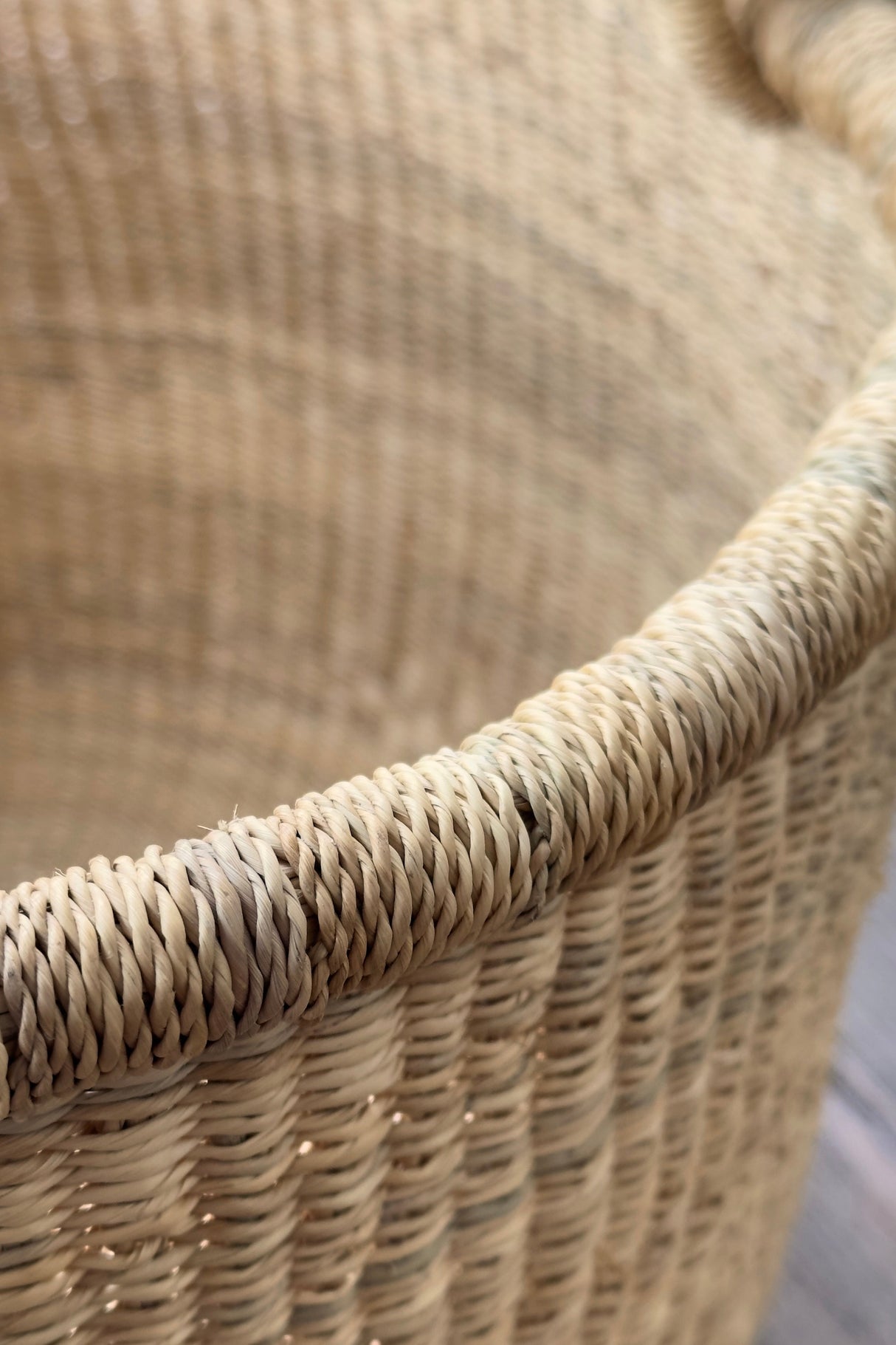 Handwoven Natural Bolga Basket - Large Round