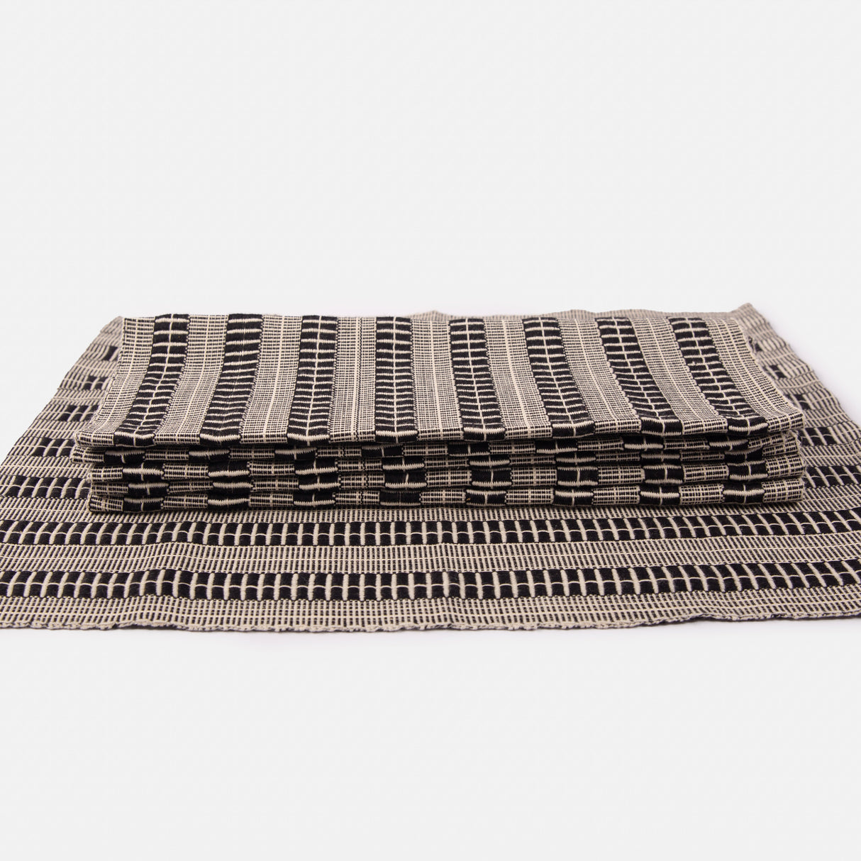 Mbuni Placemats - Set of 4 - Sumiye Co