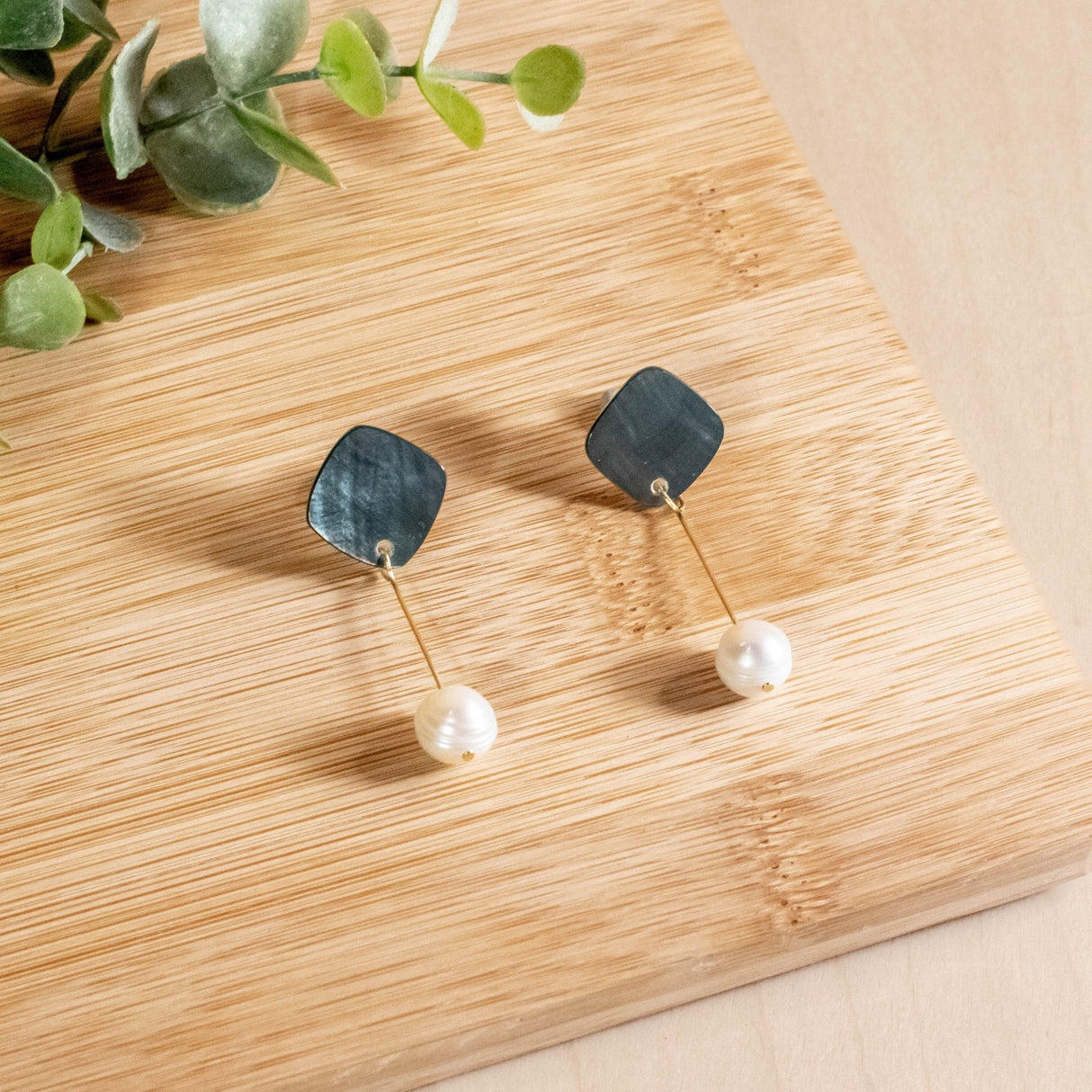 Earrings, Jewelry - Black Mother of Pearl Dangle Earrings | LIKHÂ - LIKHÂ