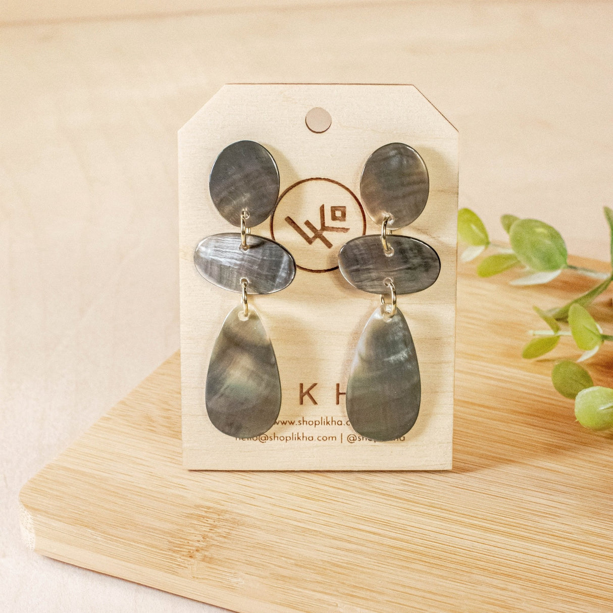 Earrings, Jewelry - Mother of Pearl Black Raindrop Earrings | LIKHÂ - LIKHÂ